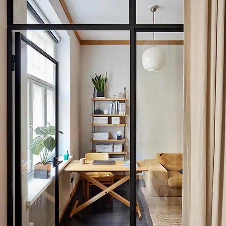 Design District Gem, Private Sauna Apartamento